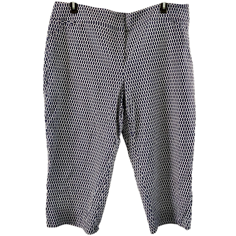 Attyre | Women’s Capris